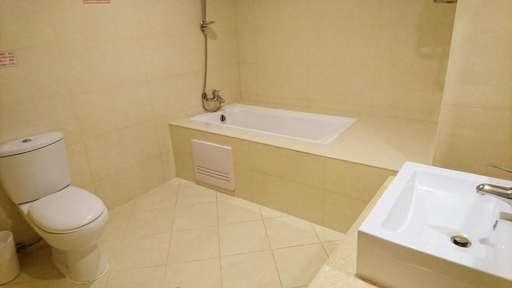 Metropolis Hotel Taoyuan Zewnętrze zdjęcie