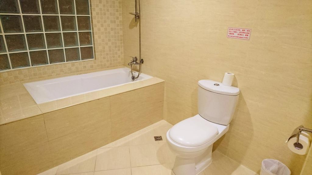 Metropolis Hotel Taoyuan Zewnętrze zdjęcie